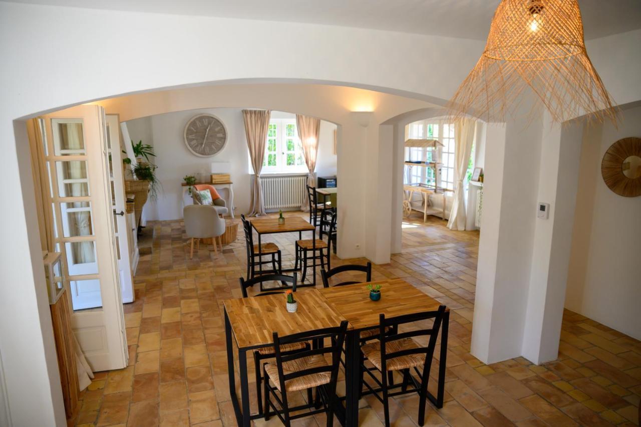 Bed and Breakfast Le Mas De La Source Mougins Exteriér fotografie